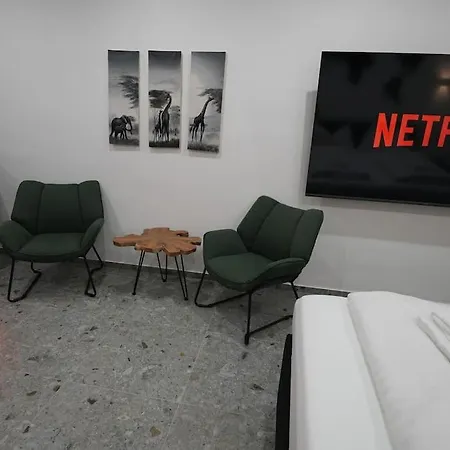 Mit Badewanne, Kamin Und Parkplatz Apartamento Graz