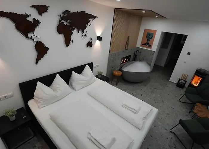 Mit Badewanne, Kamin Und Parkplatz Graz