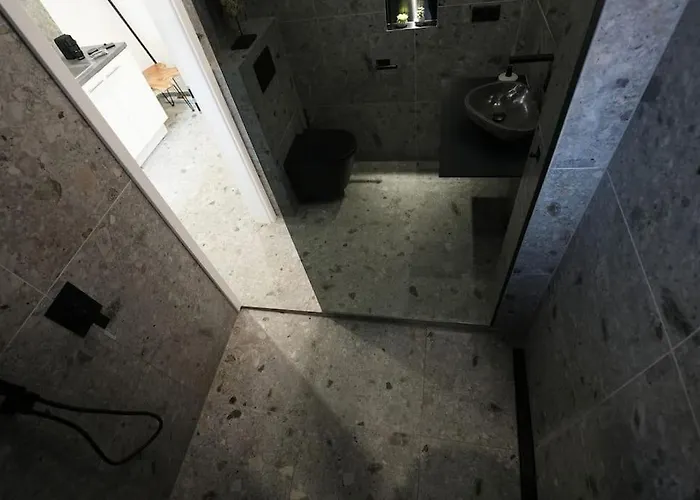 Mit Badewanne, Kamin Und Parkplatz Apartment Graz